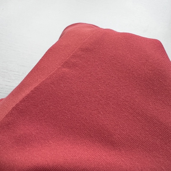 Fabletics High Impact Sports Bra Strappy Criss Cross Back Dusty Cedar Blossom - Picture 8 of 12